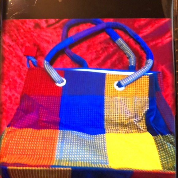 MOVING SALE NO HAGGLING WOMEN CABO SAN LUCAS BLUE YELLOW RED SQUARE TOTE BAG. - Picture 2 of 8